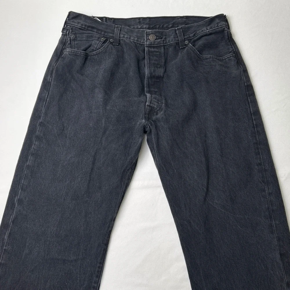Levis Men 501 Original Fit Button Fly Straight Leg Jeans Size 38x28 Black Cotton